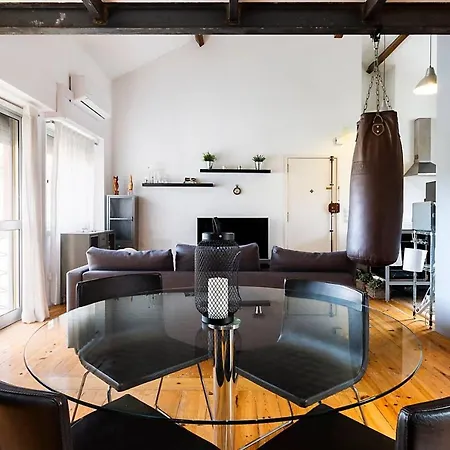 Apartamento Modern Mezzanine In *
