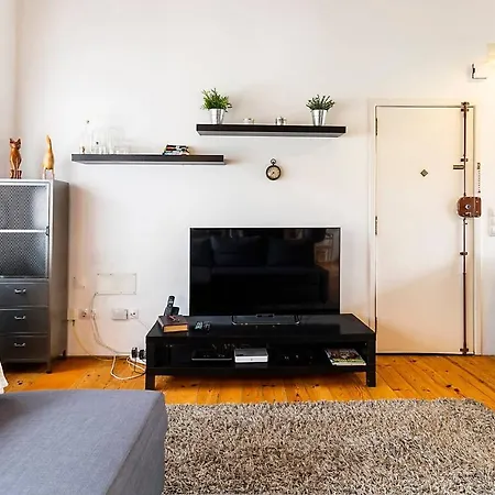 Modern Mezzanine In Apartamento *